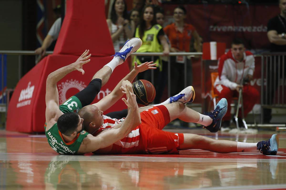 Crvena zvezda, Cedevita Olimpija,Košarka (10).jpg