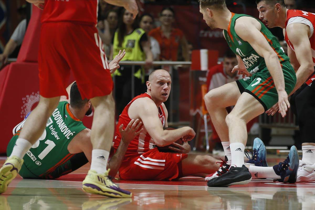 Crvena zvezda, Cedevita Olimpija,Košarka (11).jpg