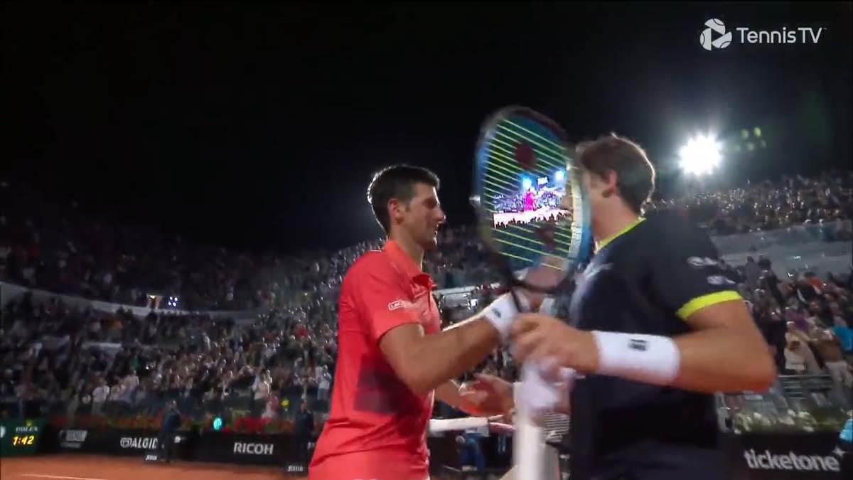 Novak Djokovic, Pozdrav posle pobede (3).jpg