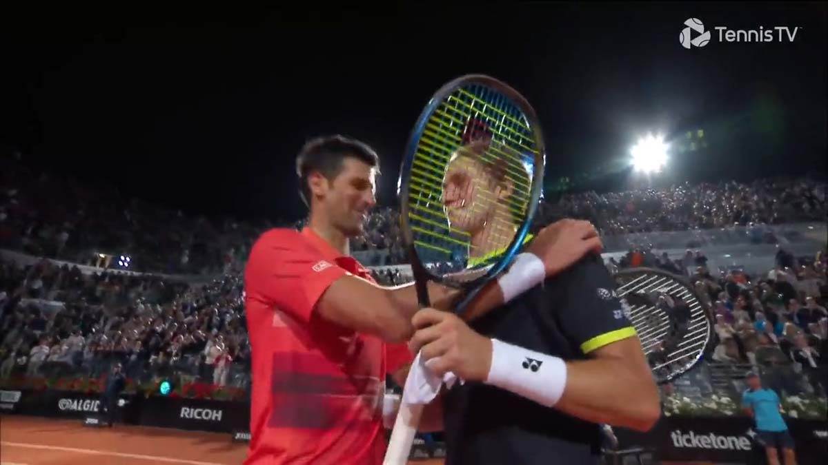 Novak Djokovic, Pozdrav posle pobede (6).jpg