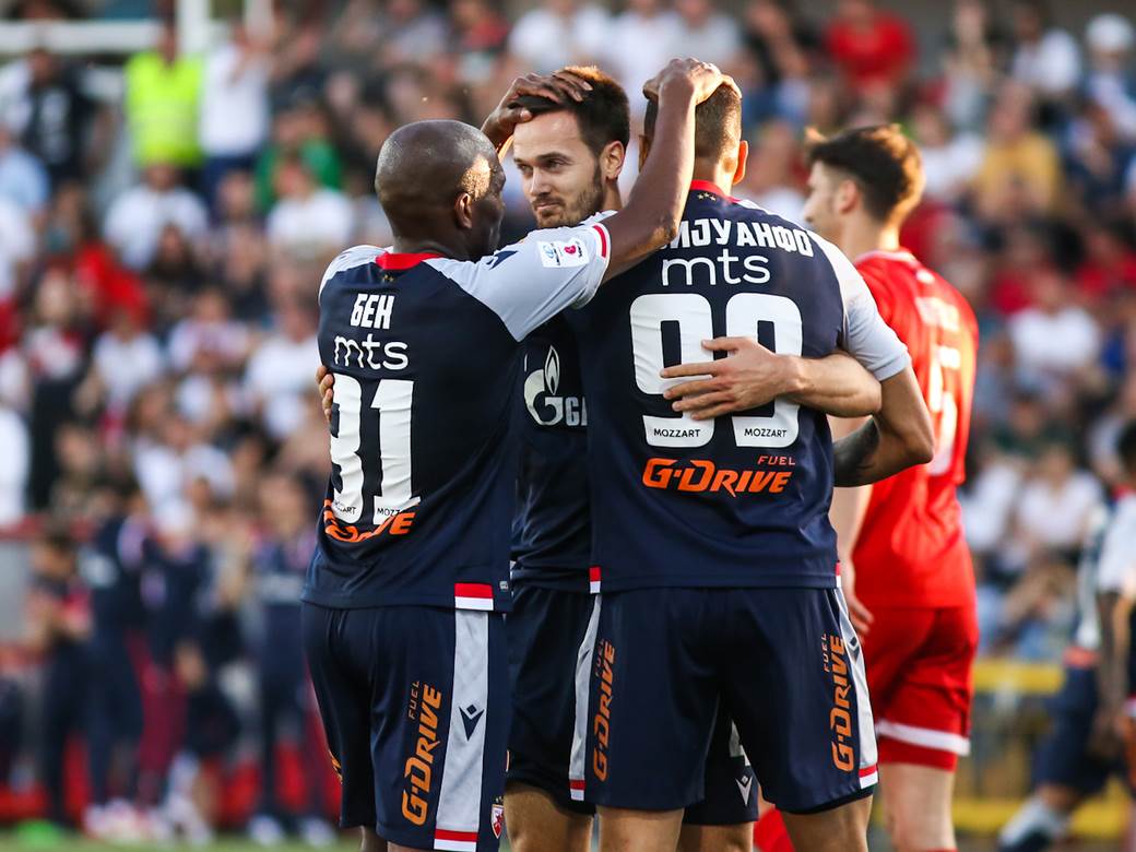 Napredak Crvena Zvezda (3).jpg