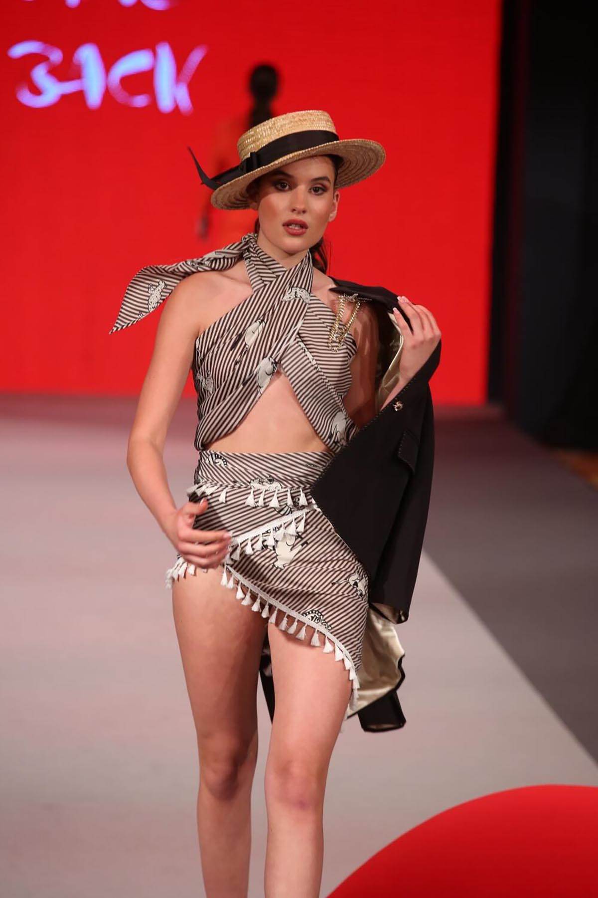 Revija, suzana perić (3).jpg