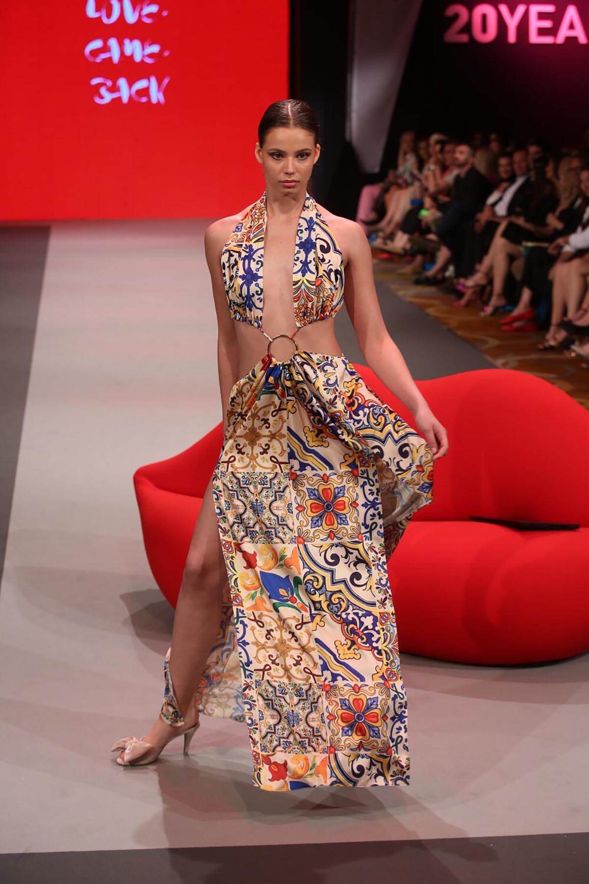 Revija, suzana perić (5).jpg