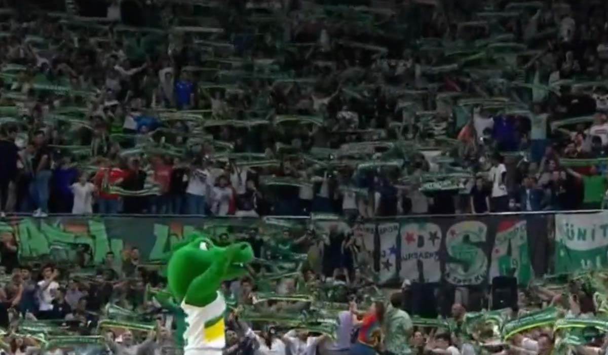 Bursa Navijaci 4.jpg