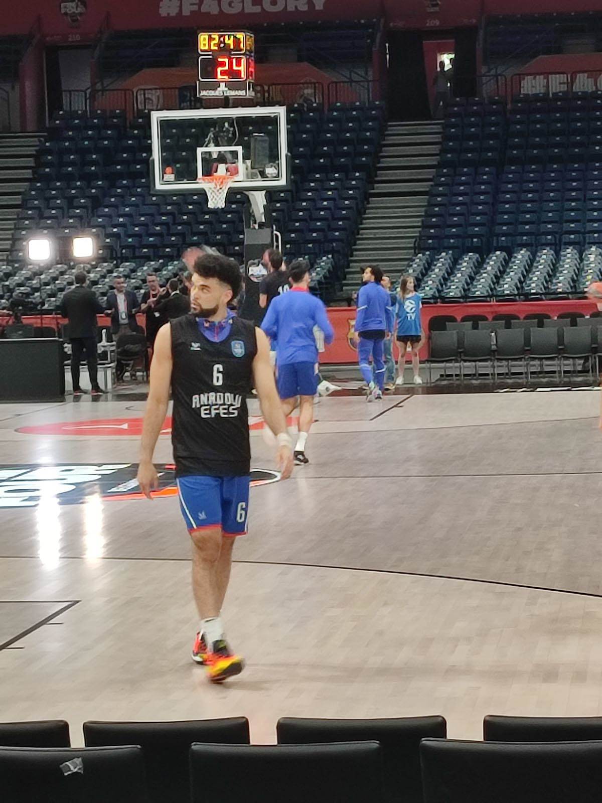 Efes Trening (3).jpg