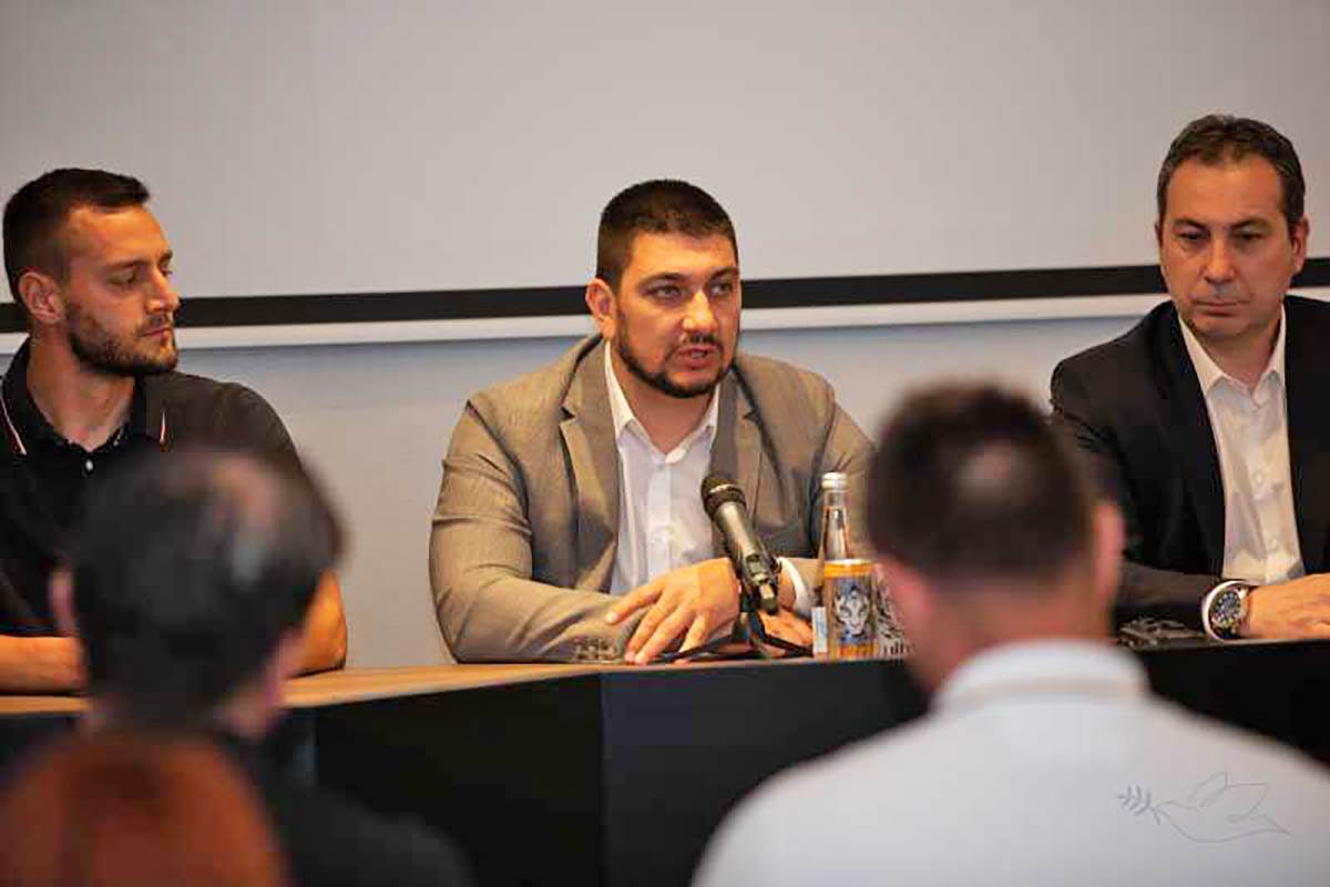 foto Grad Novi Sad1.jpg