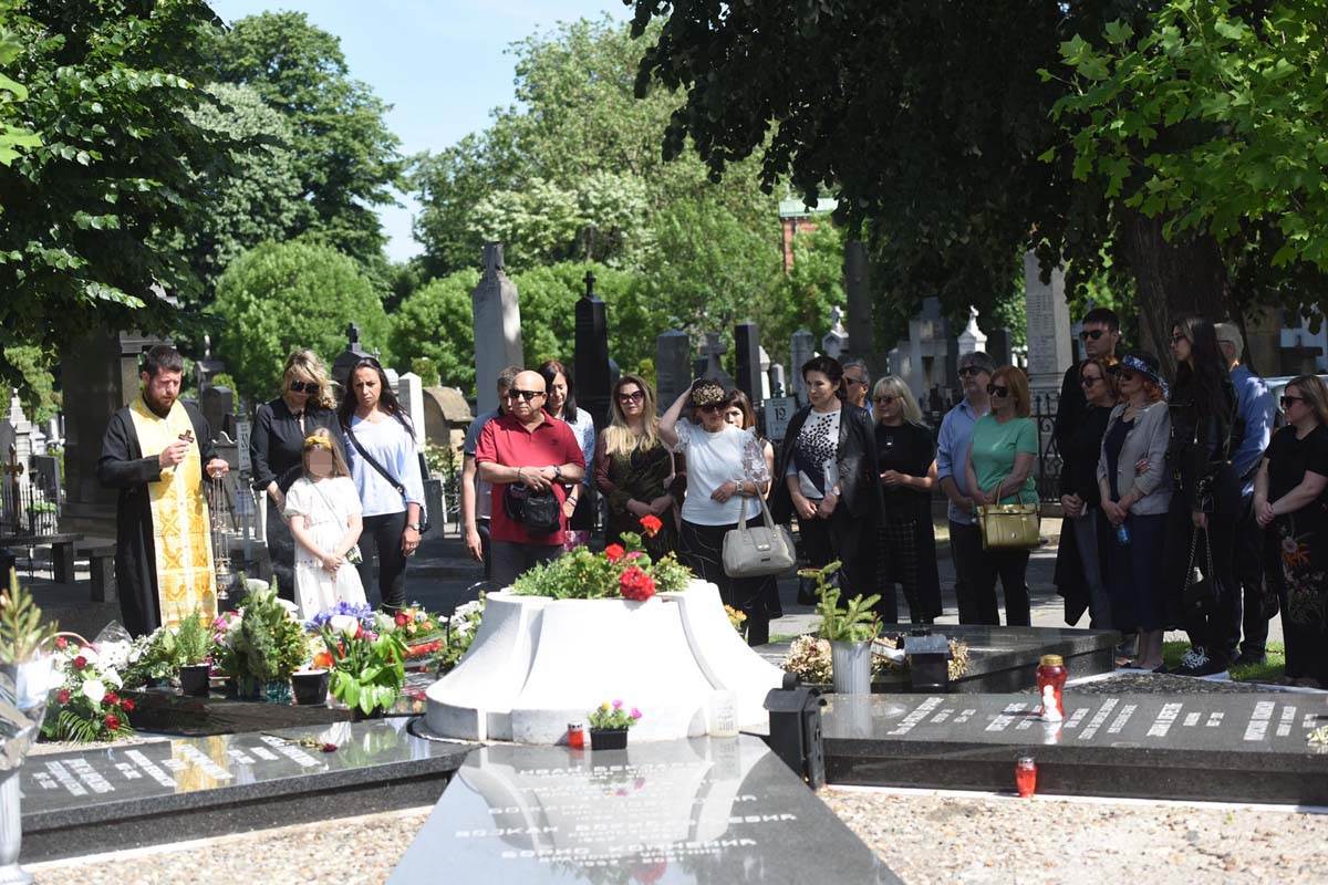 Merima Njegomir pomen  (4).jpg