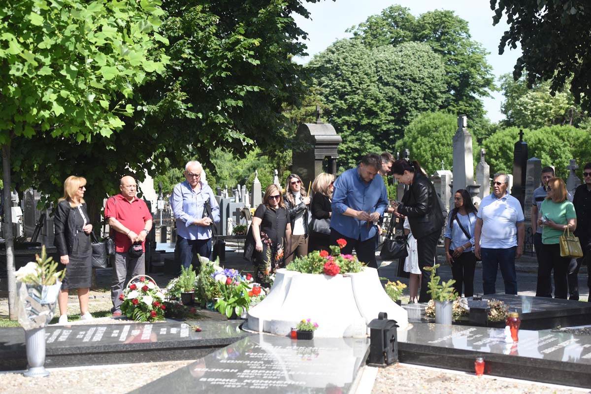 Merima Njegomir pomen  (13).jpg