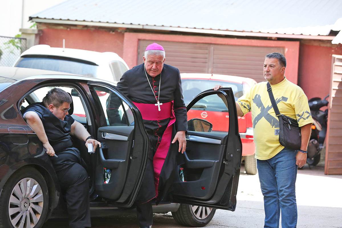 Matej Peris Misa (8).jpeg