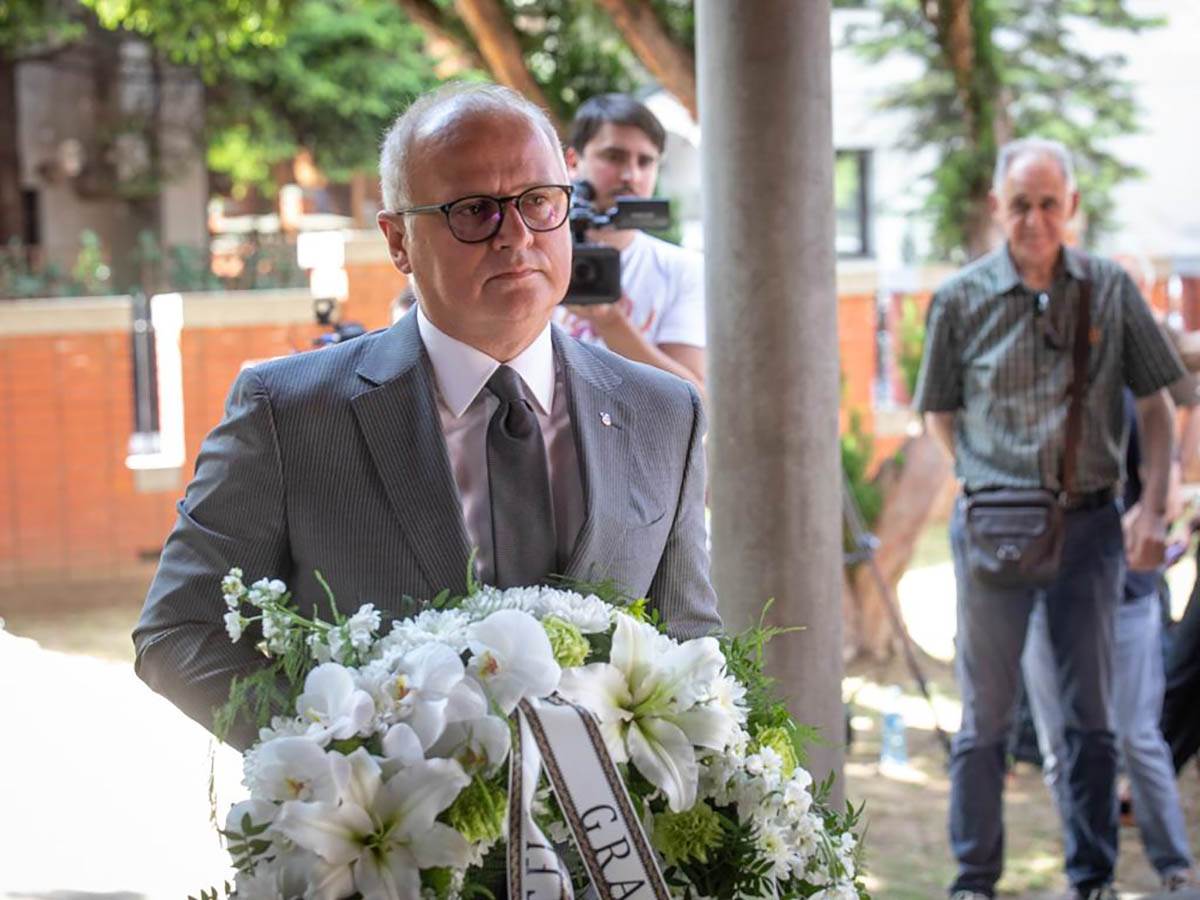 Milos Vesic sahrana matej peris.jpeg