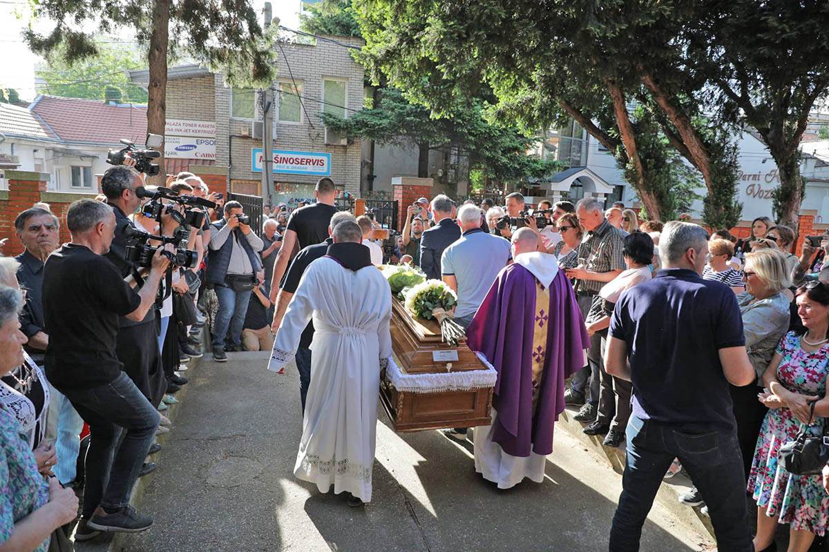 WhatsApp Image 2022-05-20 at 5.49.01 PM.jpeg