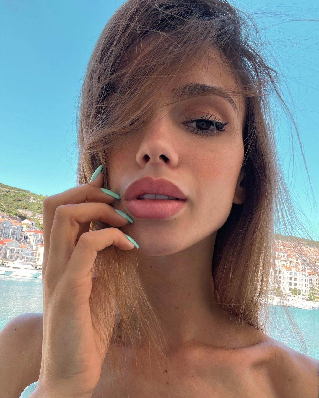 Sara TKD Damnjanović zaludela MMA borca Frensisa Nganua