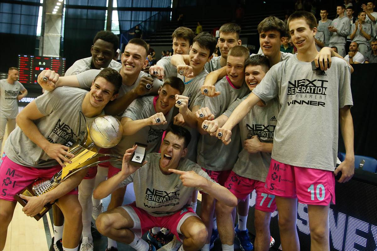 Mega - Titula-12.jpg