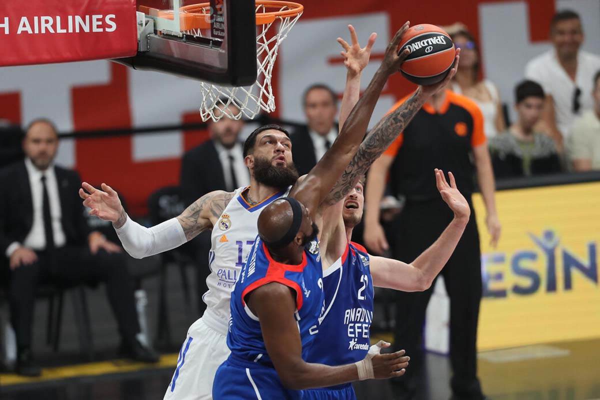 Ergin Ataman o Vasiliju Miciću i NBA ligi