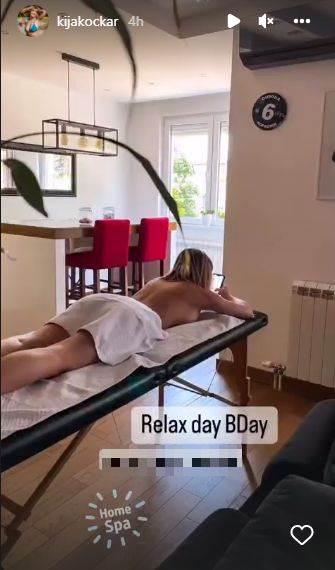 Kija Kockar u kupaćem novi dečko