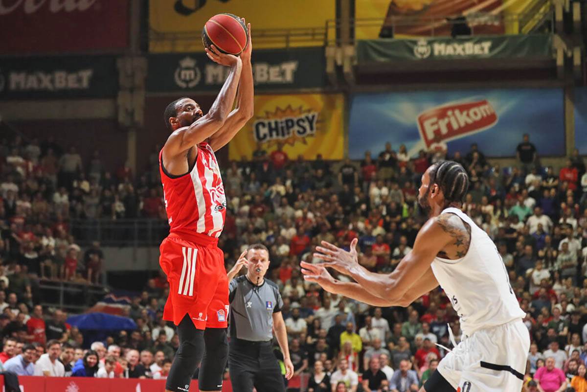 Crvena Zvezda Partizan ABA finale (24).JPG