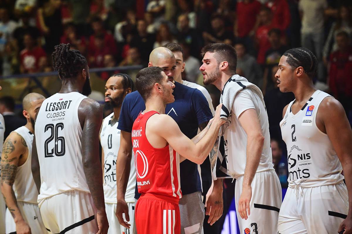 Crvena Zvezda Partizan tenzija (2).jpg