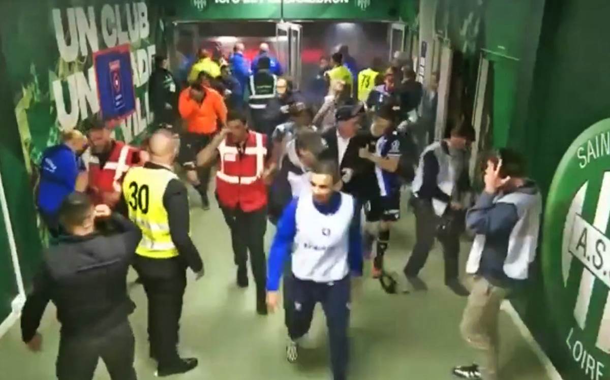 Sent Etjen Okser haos navijaci (5).jpg