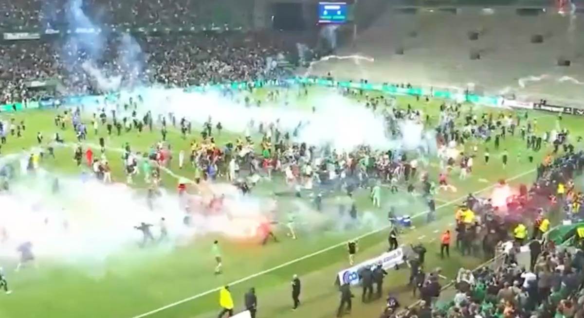 Sent Etjen Okser haos navijaci (1).jpg