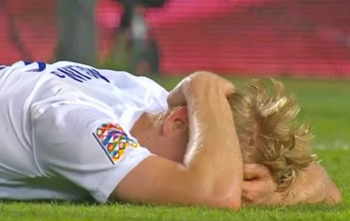 Faul Mitrovic (5).jpg