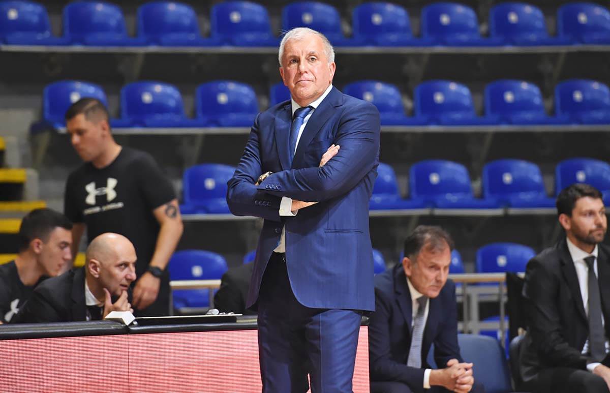 Partizan Crvena Zvezda ABA finale (35).jpg