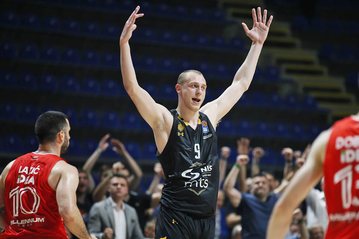 Partizan Crvena Zvezda ABA finale (51).jpg