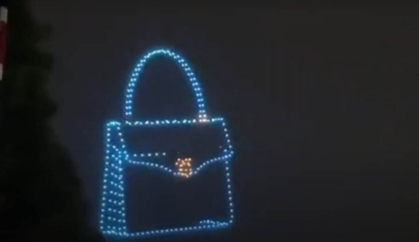 dronovi na kraljicinom jubileju (6).png