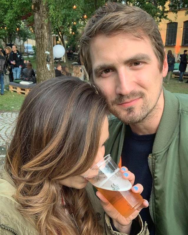 nana nadarević4.png