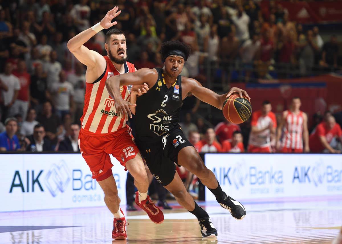 Crvena Zvezda partizan KK  (11).jpg