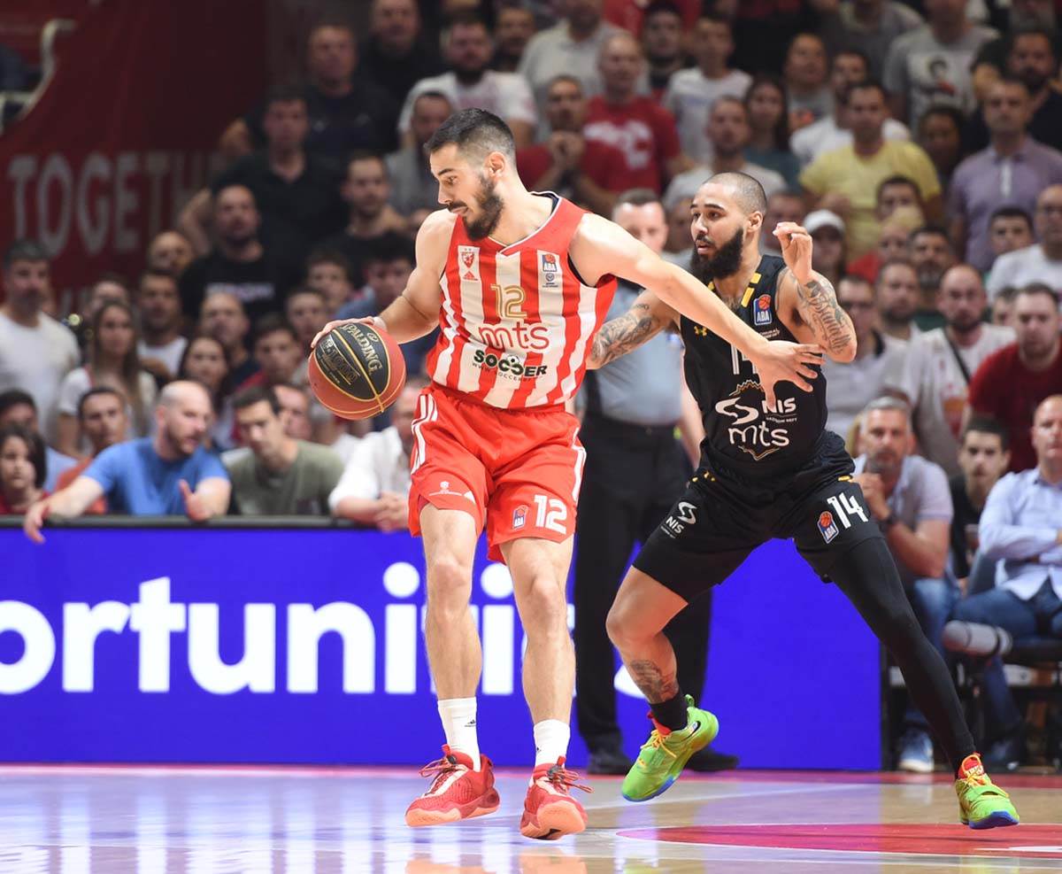 Crvena Zvezda partizan KK  (15).jpg