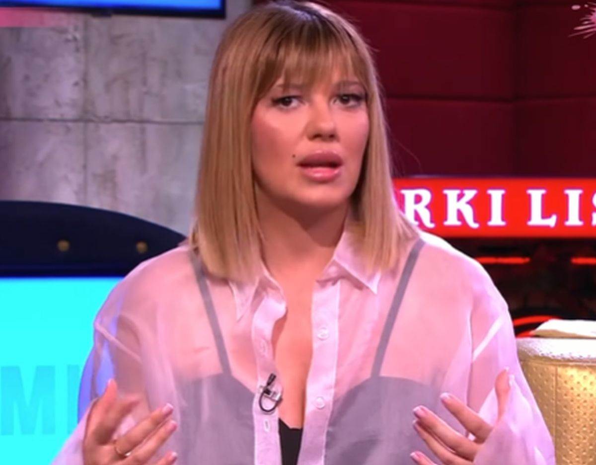 "Sloba Radanović mi je slao poruke tokom braka": Pevačica raskrinkala kolegu sa kojim je bila u rijalitiju