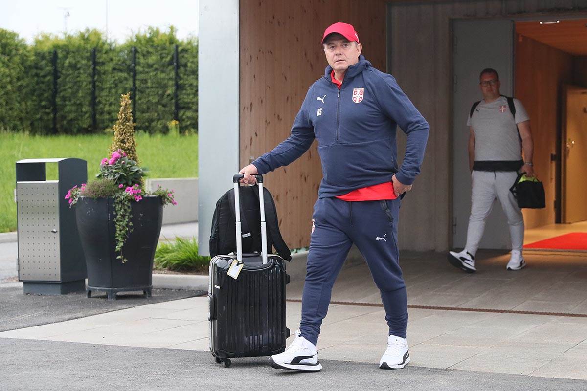 Dolazak fudbalera u Stokholm, Srbija, Svedska, Liga Nacija (1).jpg