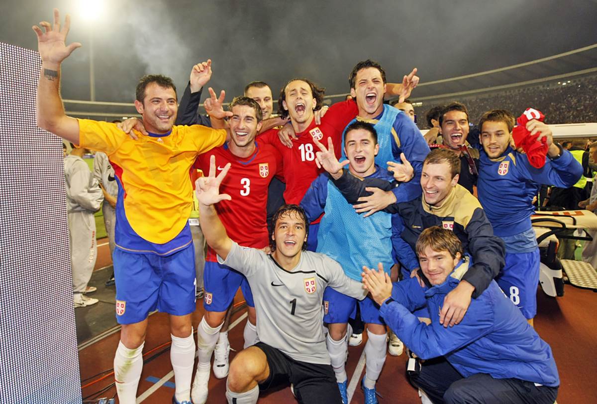 Neven Subotic (2).jpg