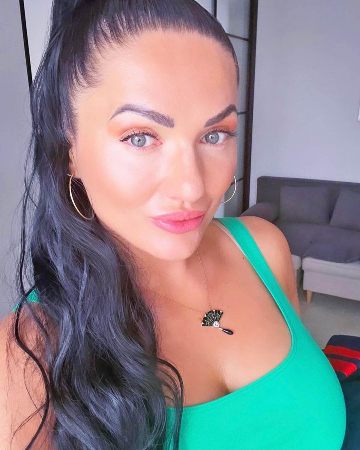 MMA borac Poljakinja obučena kao Eva