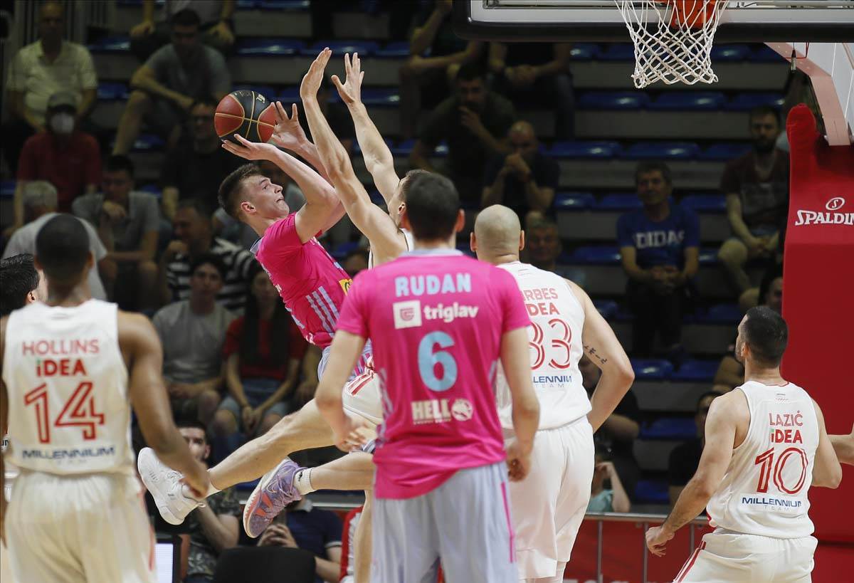 KK Crvena Zvezda, Mega, košarka (13).jpg