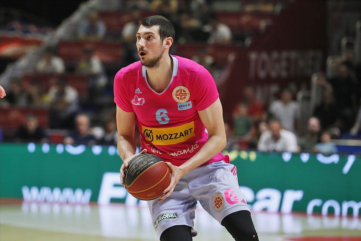 Crvena Zvezda Mega KLS (14).JPG