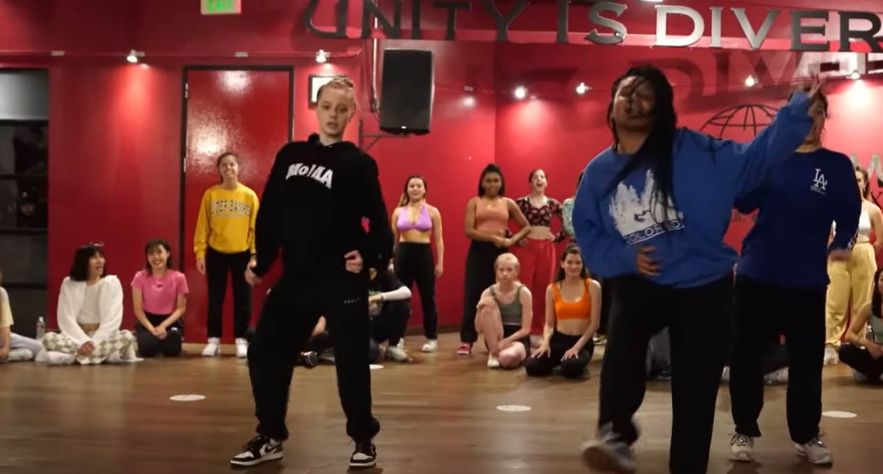 sajlo dzoli pit (8).png