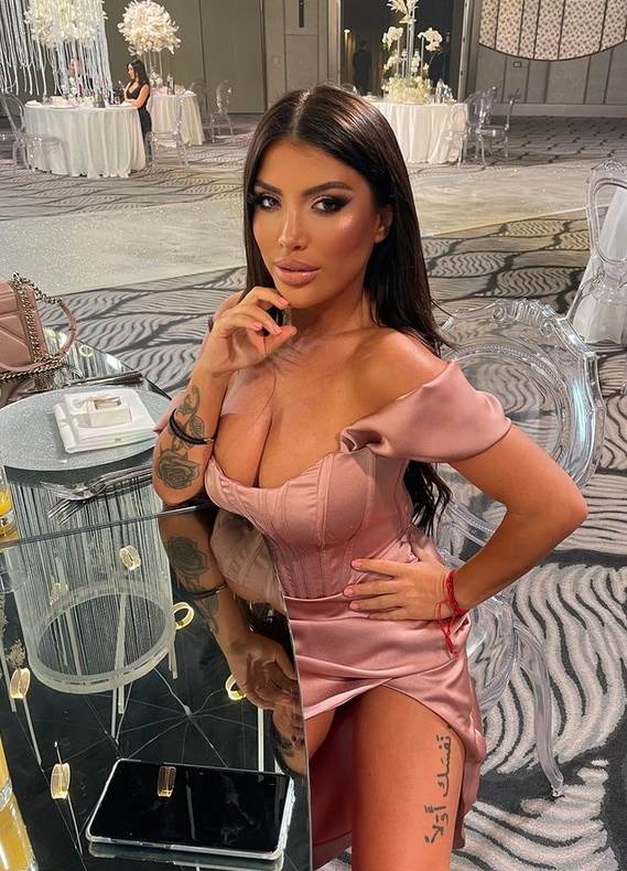 Dragana Spasovska u kupaćem