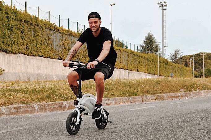 Sergej milinkovic savic (1).jpg