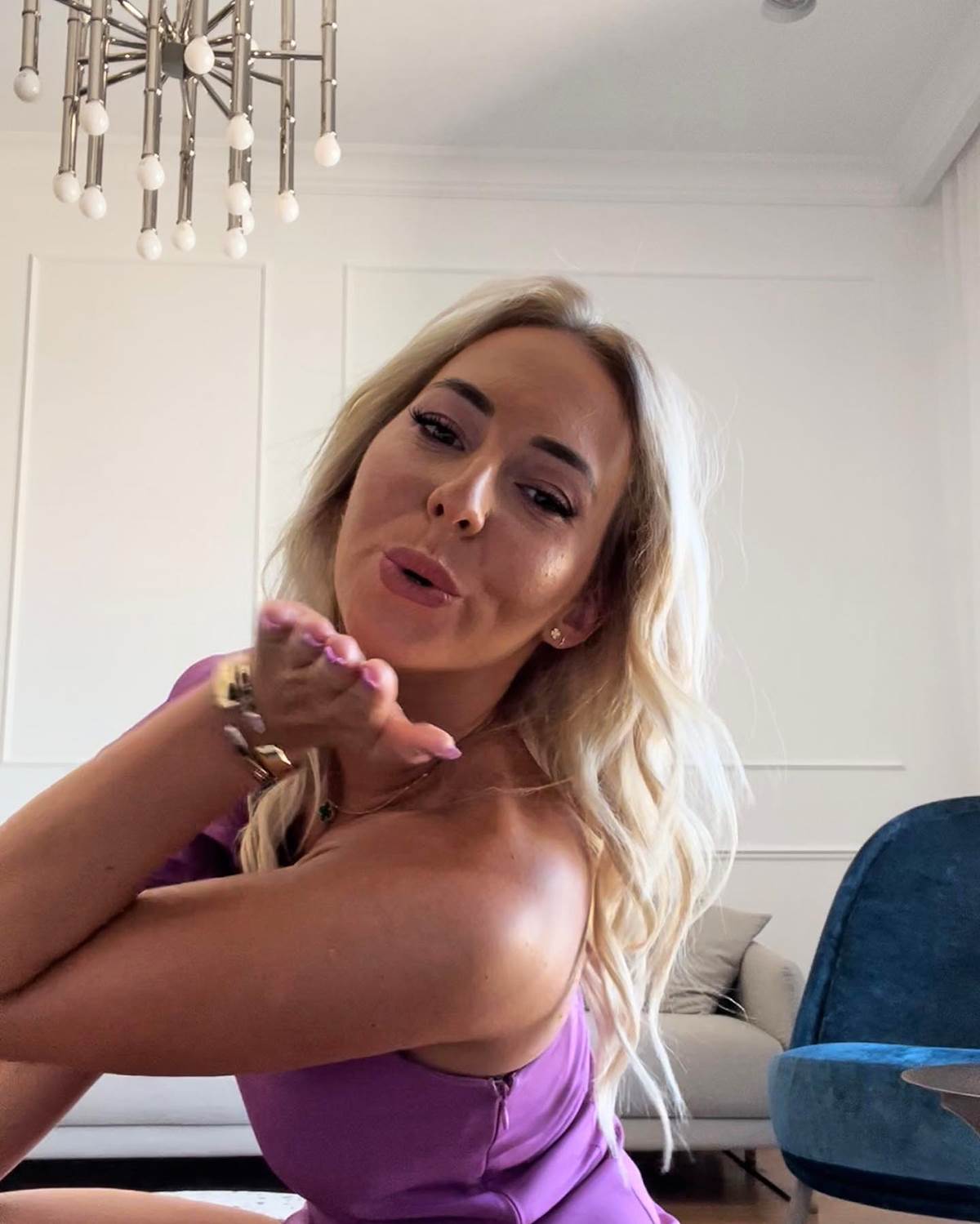 Nina Stojanovic (9).jpg