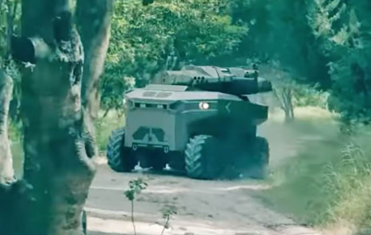 Izraelsko borbeno vozilo (3).jpg