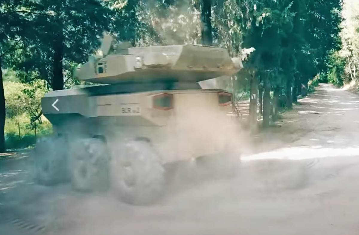 Izraelsko borbeno vozilo (11).jpg