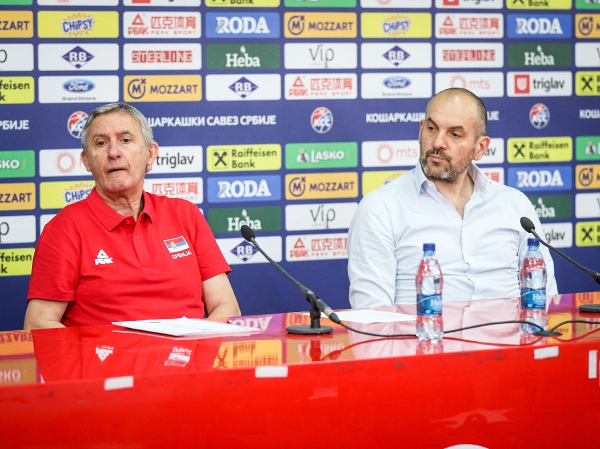 Svetislav Pešić, Konferencija (2).jpeg