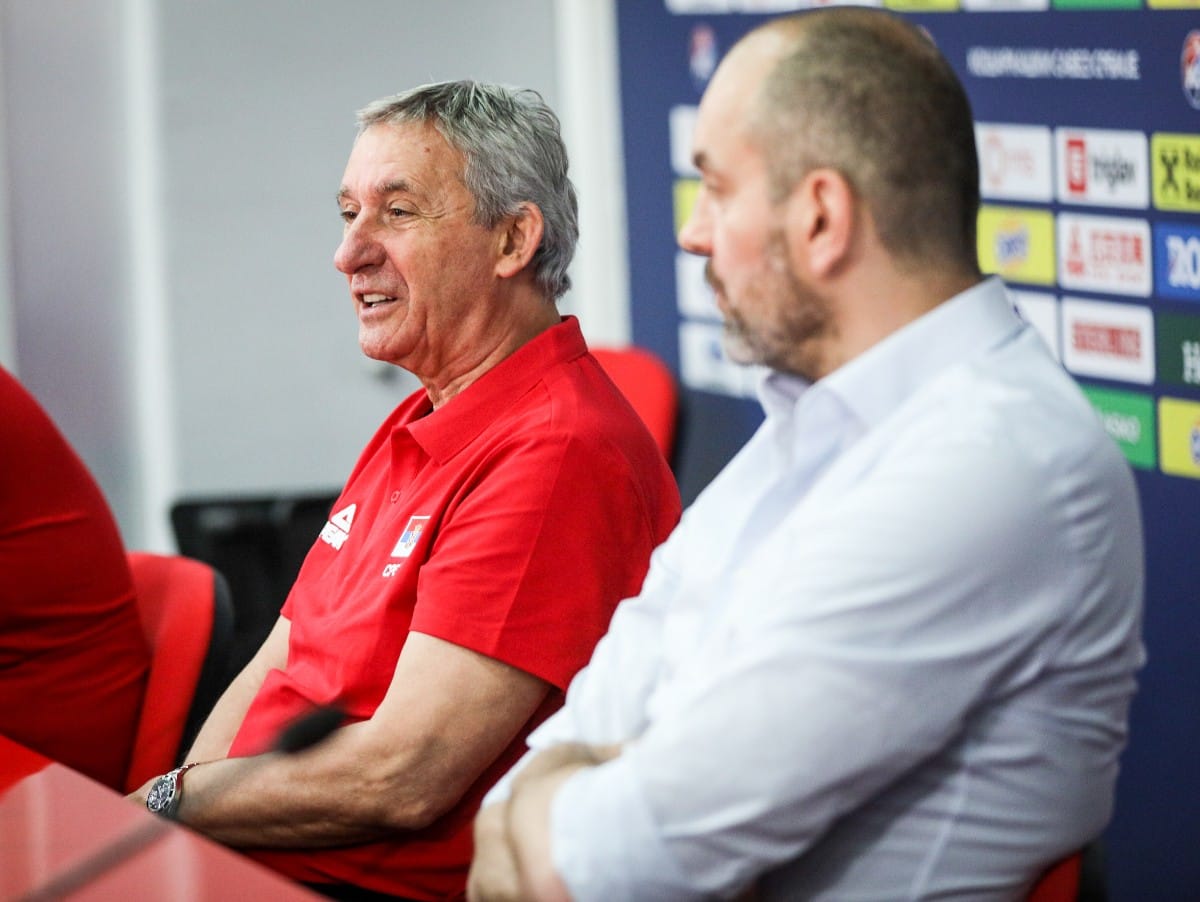 Svetislav Pešić, konferencija za novinare (2).jpeg