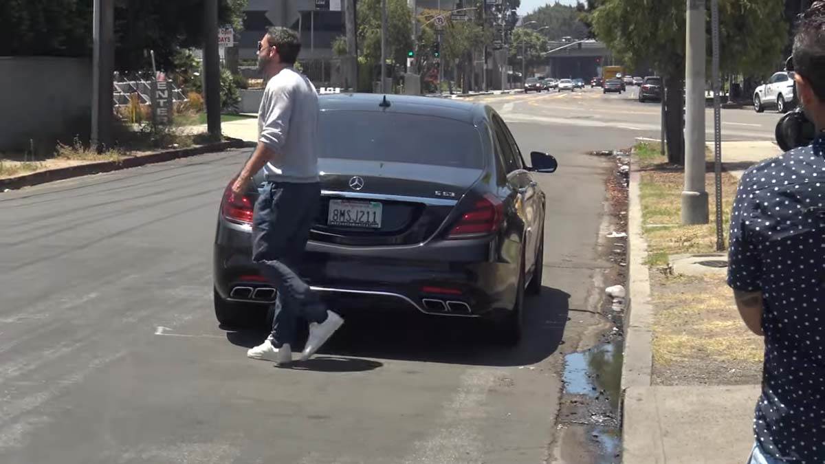 Sin Bena Afleka slupao automobil