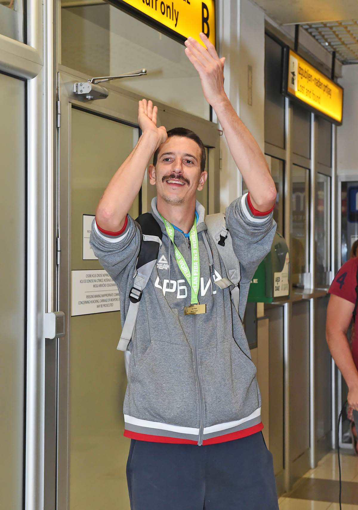 Basket docek aerodrom (5).jpg