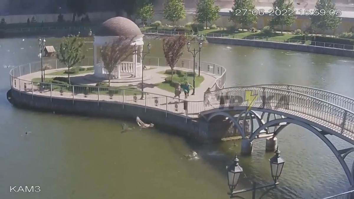 Napad na trzni centar-8.jpg