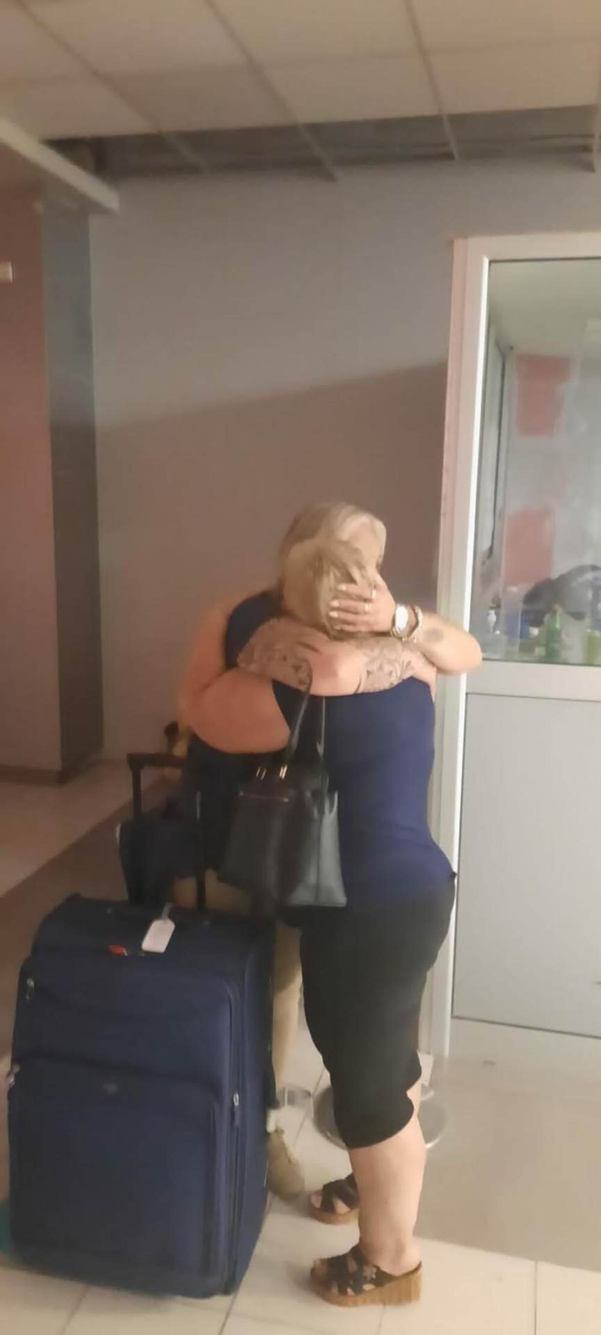 majka, cerka, susret (4).jpg