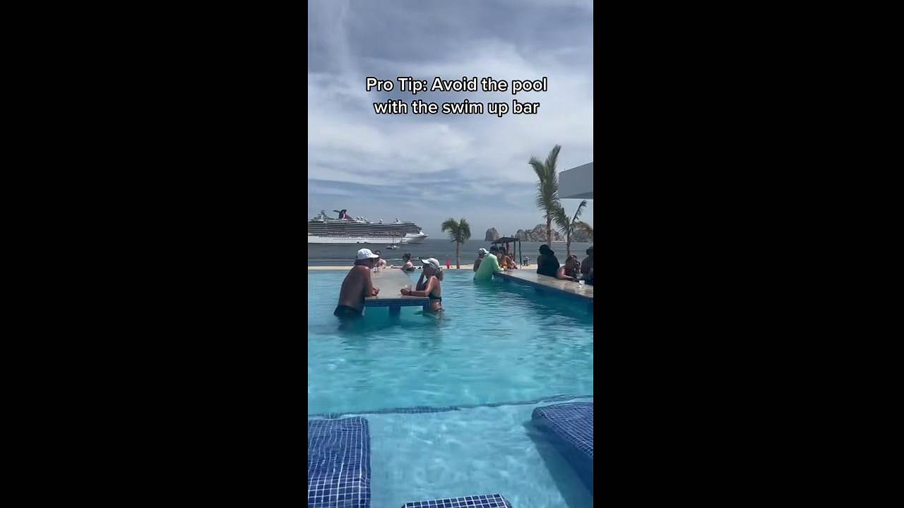 Bazen u hotelu, zaraza, turizam (4).png