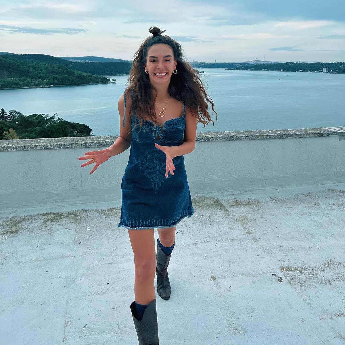 Ebru Şahin (2).jpg